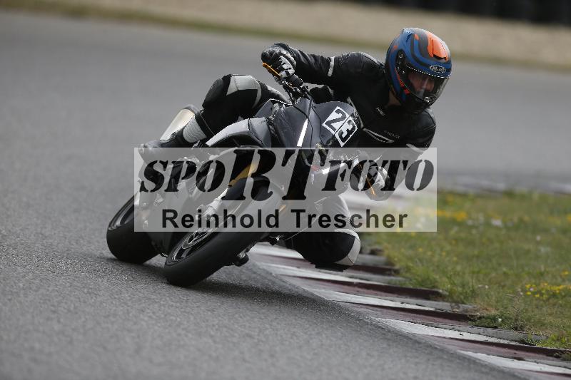 /37 09.08.2026  Pluess Motosport ADR/Einsteiger/23